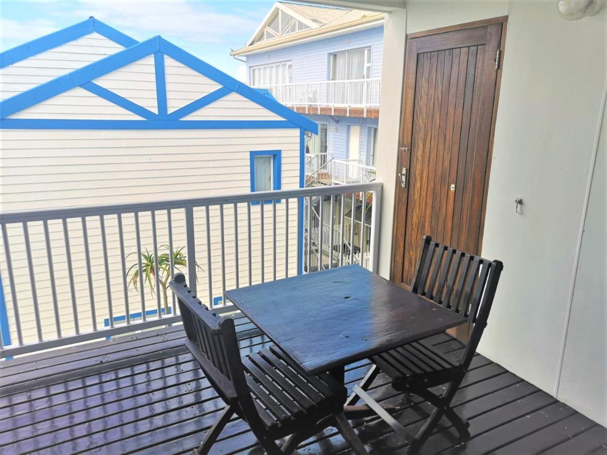Point Village Guest House Mossel Bay Exteriör bild